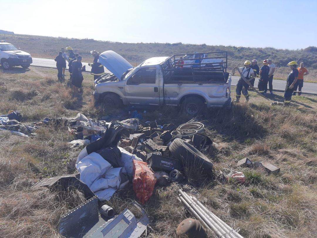Despiste y vuelco de una camioneta