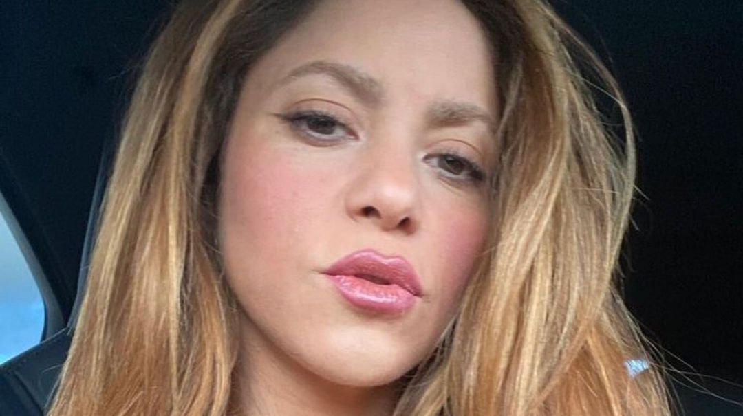 Es colombiano y asegura ser hijo de Shakira: pide 190 mil dólares por haber sido abandonado