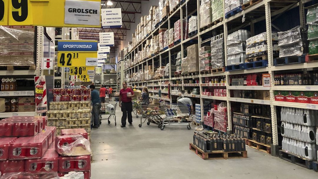 Los precios mayoristas subieron 1,5% en enero y la construcción, 0,9%