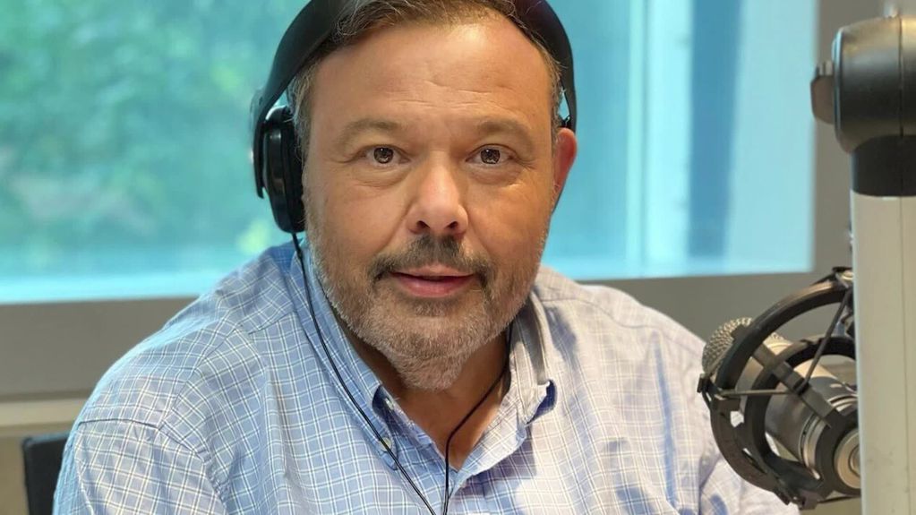 La advertencia de un periodista a quienes viajen al Mundial: “Cuidensé hasta de ver porno en el celular”