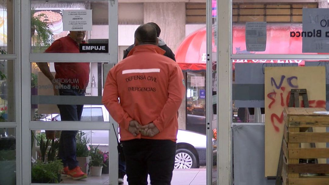 Presencia de Defensa Civil en el Mercado Municipal