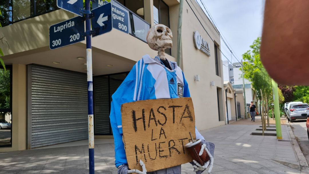 La extraña pero ocurrente cábala de un grupo de bahienses para el Mundial