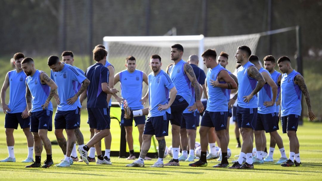 Argentina asume la primera final ante México para definir su futuro en el mundial
