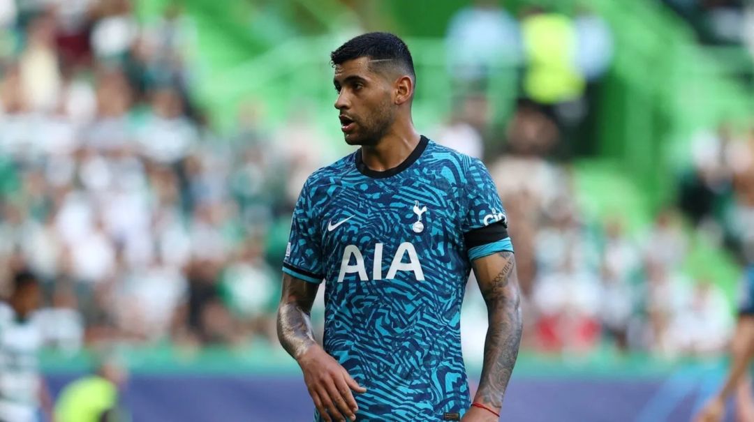 El Real Madrid busca recuperarse y reforzar su defensa: presentó millonaria propuesta por “cuti” Romero