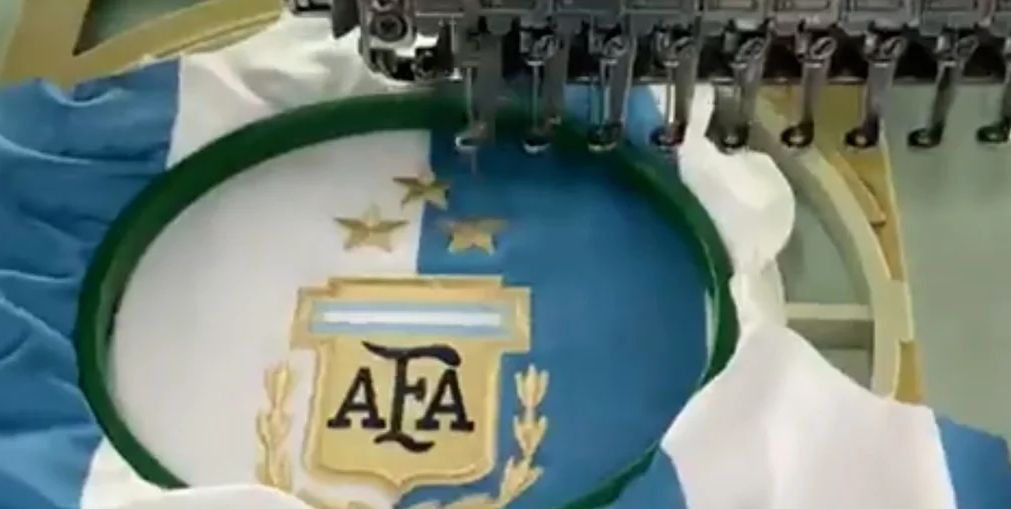 La tercera estrella de la Selección: en Bahía ya se están bordando las camisetas viejas