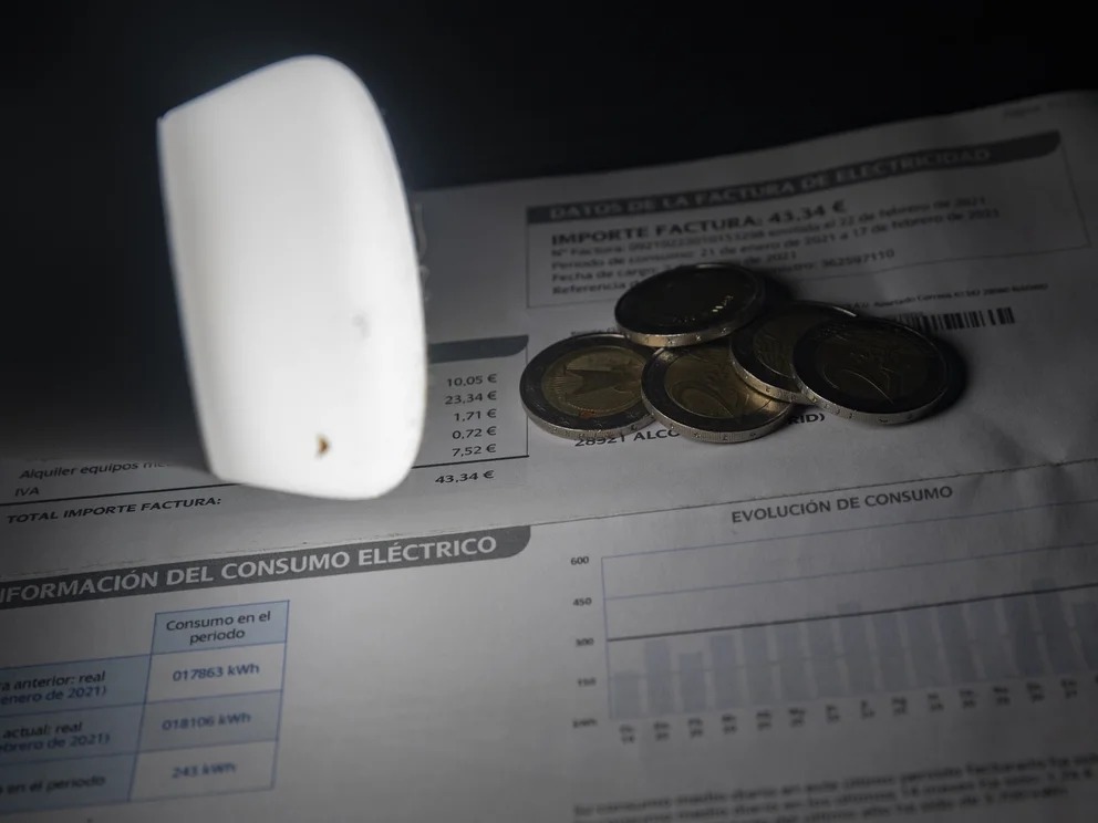 Tarifas de luz: suben hasta 150% y se actualizarán cada mes por un nuevo índice atado a salarios e inflación