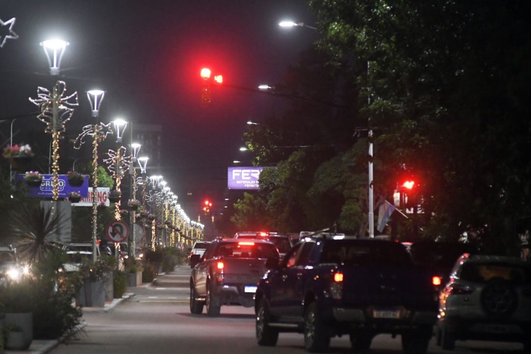 Comenzaron a funcionar los semáforos en una de las principales arterias de Monte Hermoso