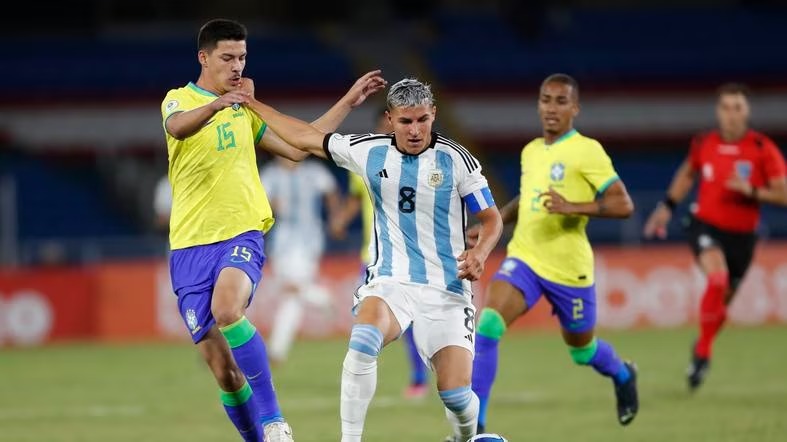 Sudamericano sub-20: Argentina perdió 3-1 contra Brasil y no tiene margen de error
