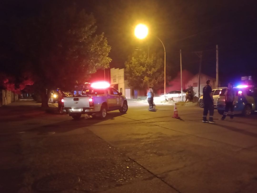 Agredieron al chofer de un colectivo tras chocar contra una moto: hay cuatro heridos y dos detenidos