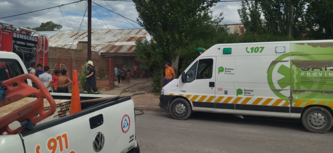Un joven asistido tras incendio en su domicilio