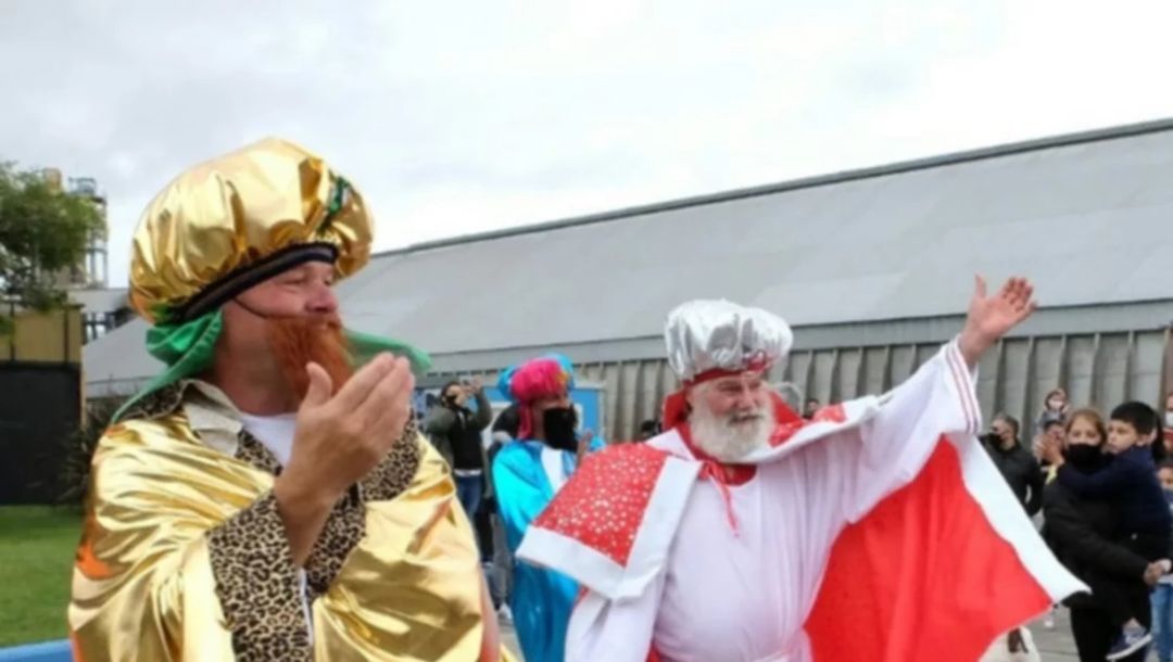 Llegan los Reyes Magos a Ingeniero White