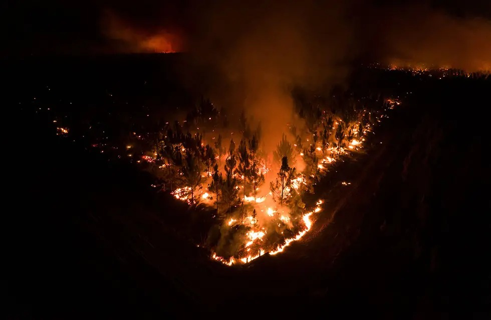 El fuego en Corrientes afectó más de 31.000 hectáreas y podría continuar avanzando hasta abril