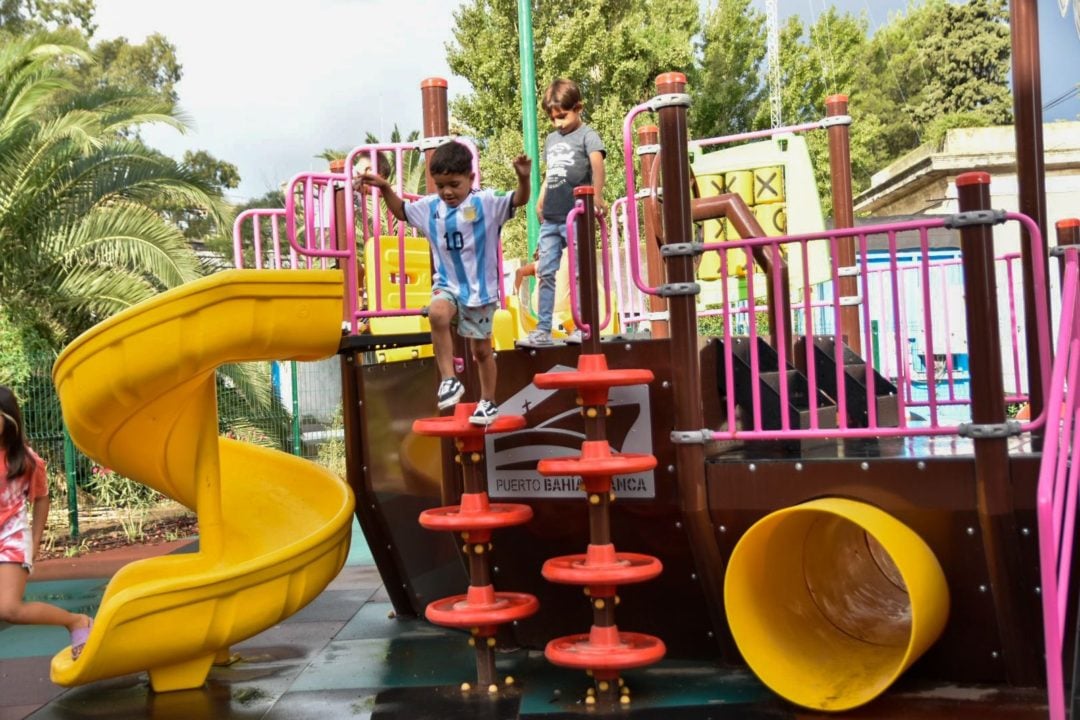 Inauguraron en el Puerto un nuevo espacio recreativo para chicos