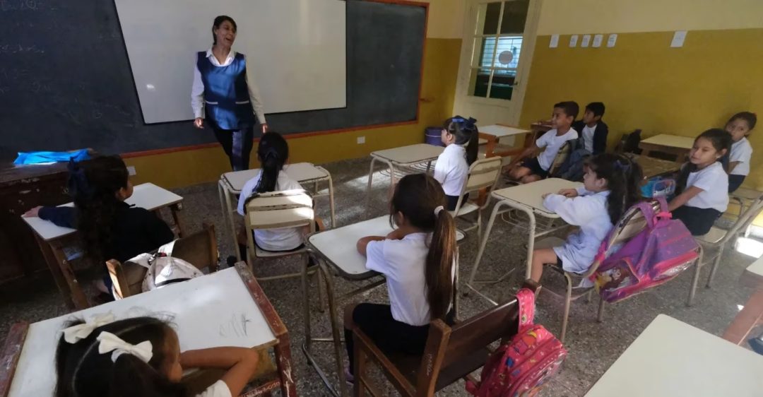 La ANSES confirmó para marzo las fechas de pago y monto de la Ayuda Escolar Anual