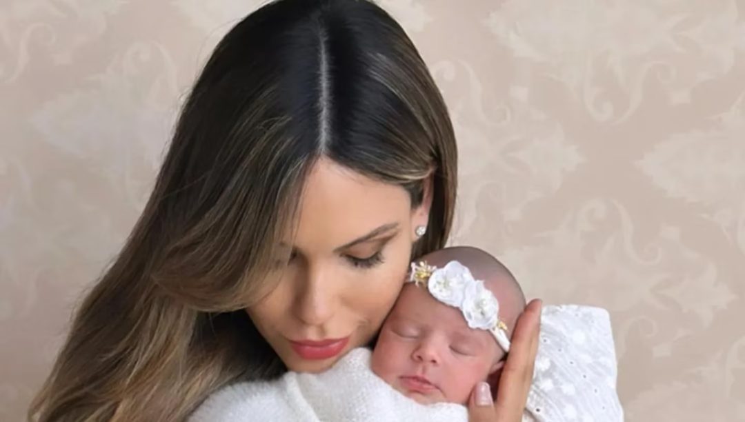Barby Franco celebró los tres meses de Sarah Burlando en la clínica donde está internada: “Los festejo acá”