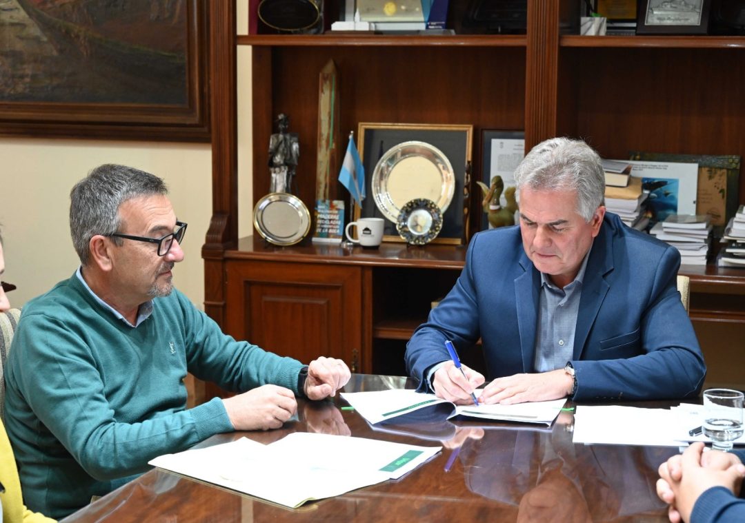 Convenio entre el Municipio y la firma Unipar Indupa