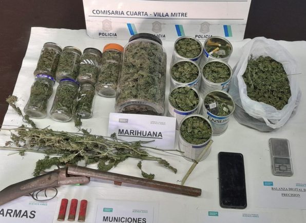 Detuvieron a una mujer con drogas y un arma de guerra