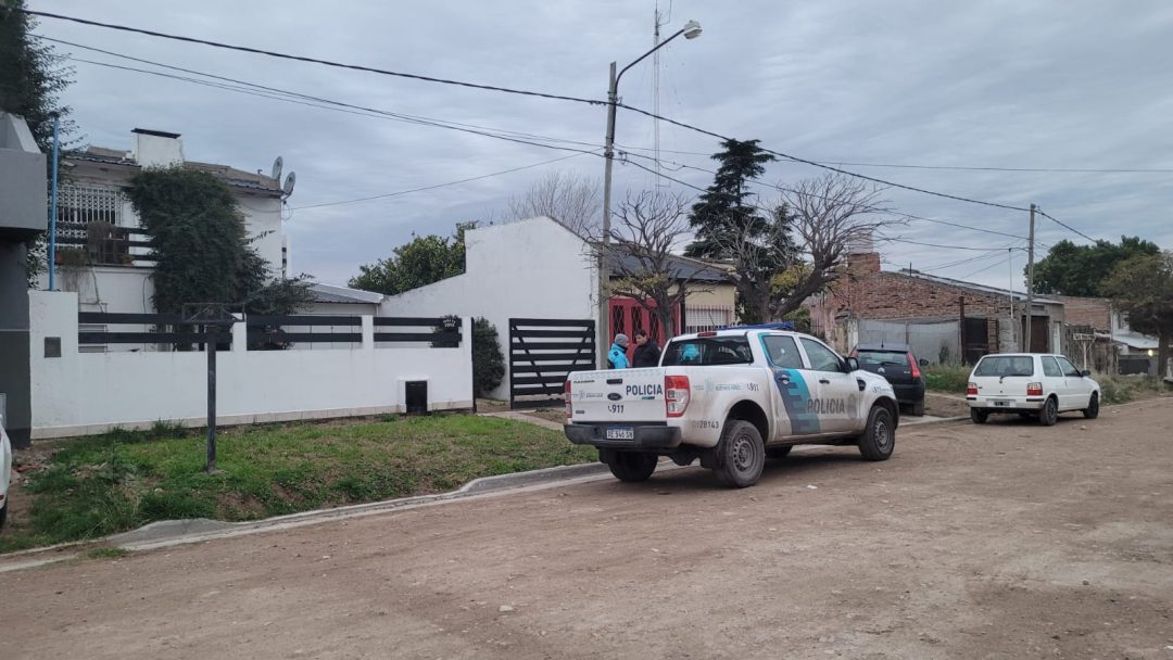 Hicieron tres allanamientos en Bahía en una causa por difusión de imágenes de abuso infantil