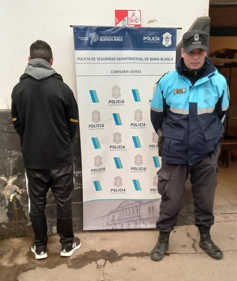 Detienen a un joven tras raid delictivo