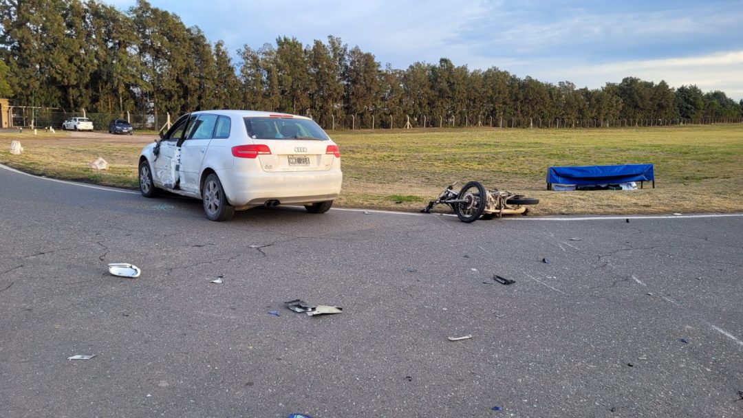 Un motociclista murió en el acceso a Pago Chico