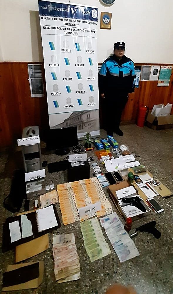 Una pareja fue detenida por tenencia de cocaína y marihuana para la venta