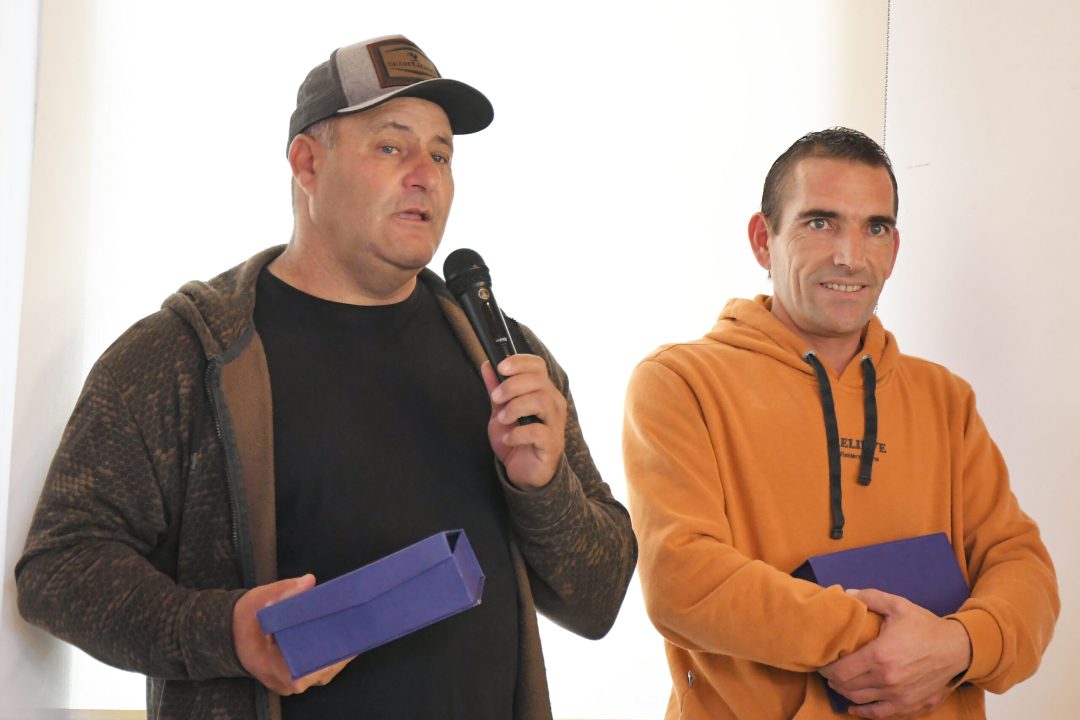 Reconocimiento a pescadores que rescataron a kayakistas en Monte Hermoso
