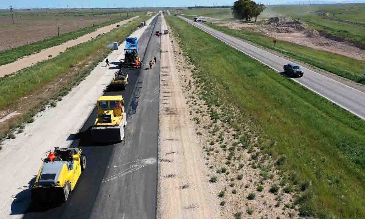 La obra de la autopista de la ruta 33 está paralizada por falta de pago a los trabajadores