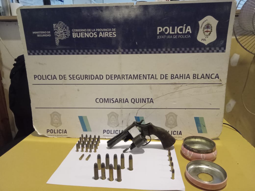 Golpeó a su novia, la amenazó con arma de fuego y le encontraron cerca de 6 kg de marihuana