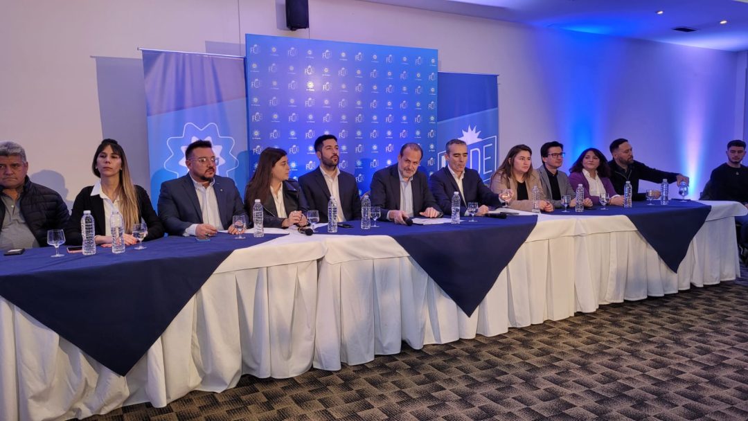 Federico Susbielles presentó su lista de candidatos