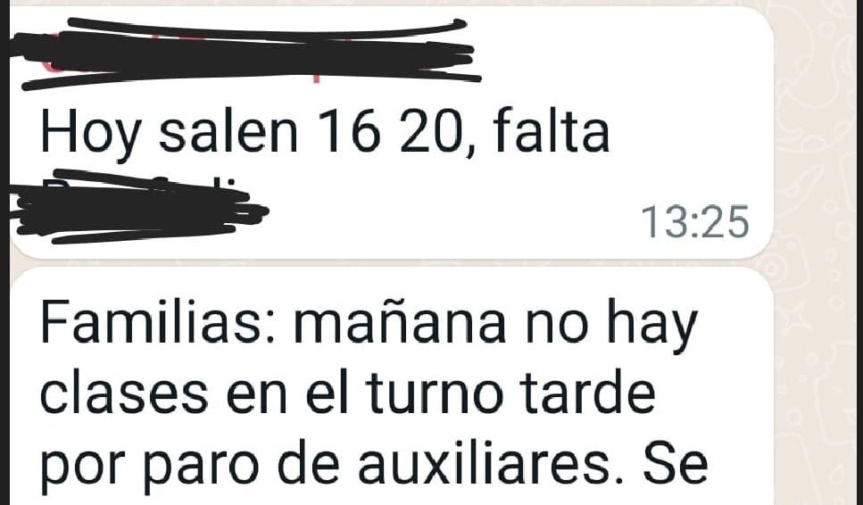 Una escuela eliminó los grupos de WhatsApp en los que informaba la suspensión de clases para que los padres no publiquen esos datos en redes sociales