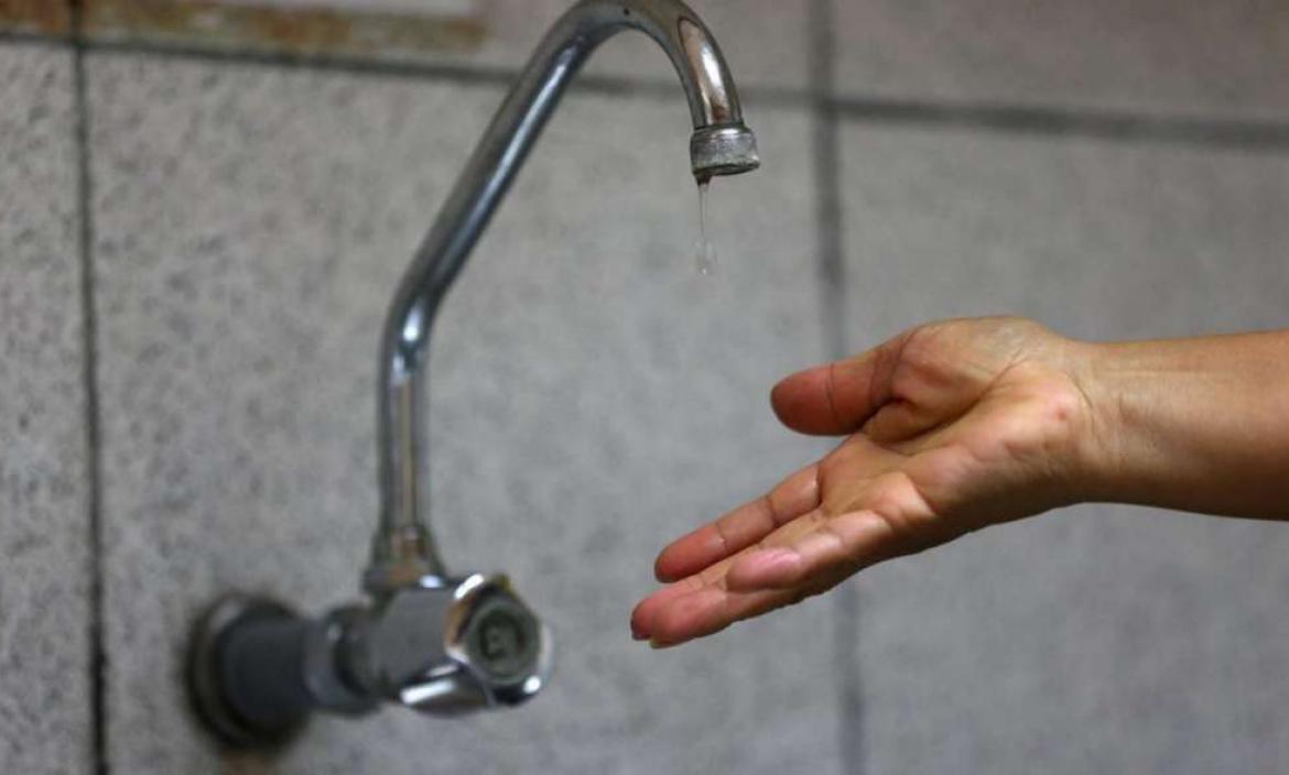 Corte de agua en el microcentro de la ciudad