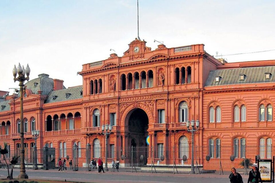 Evacuaron la Casa Rosada por una amenaza de bomba