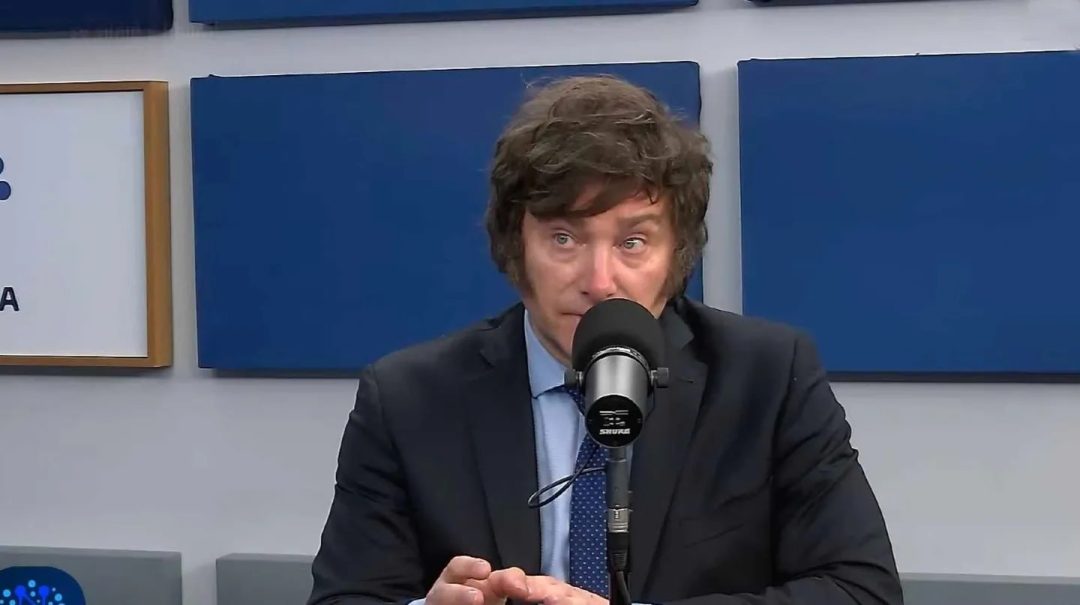 Javier Milei se puso a llorar al recordar a un amigo: “Si estuviera vivo iría a verlo”