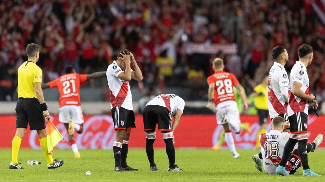 El insólito tuit de la AFA que hizo estallar de bronca a los hinchas de River tras la eliminación