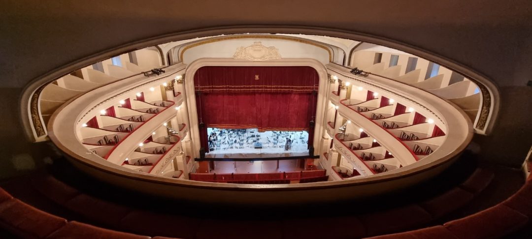 Funciones en el Teatro Municipal, la Biblioteca Rivadavia y Casa Coleman