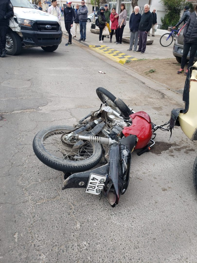 Una anciana fue atropellada por una moto