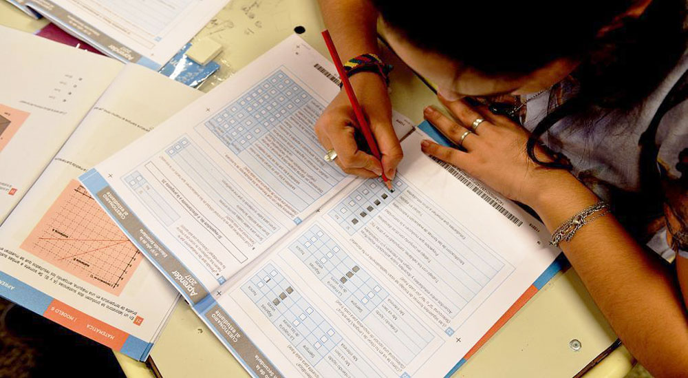 Pruebas Aprender 2023: los estudiantes empeoraron o estancaron su desempeño con respecto al año pasado