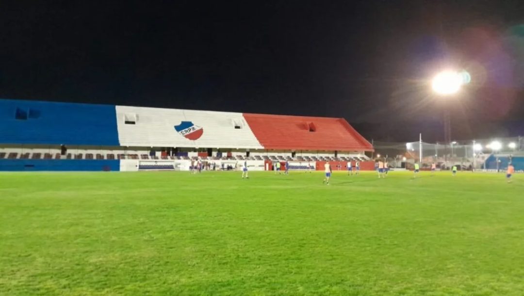 Rosario Puerto Belgrano volverá a jugar de noche en su cancha tras 14 años