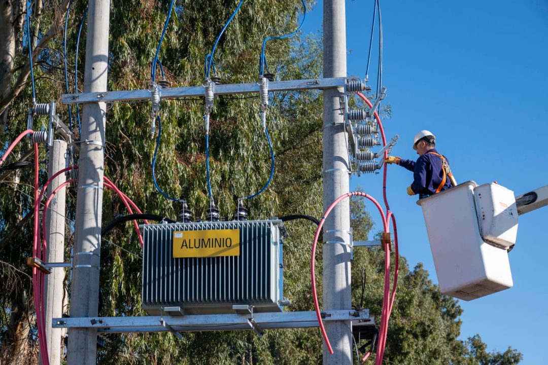 EDES amplió su red eléctrica en los barrios Pedro Pico y San Martín