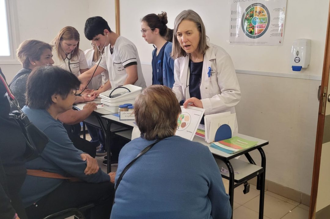 Día Mundial de la Diabetes: jornada de chequeos para pacientes diabéticos en el Hospital Municipal