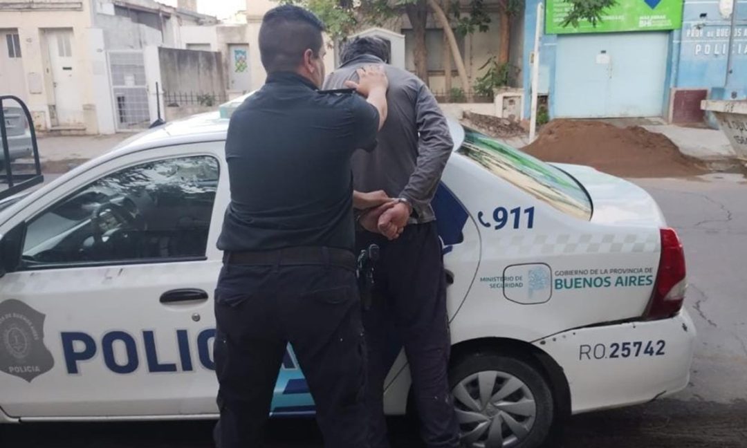 Alcoholizado, golpeó a su expareja embarazada y quedó detenido