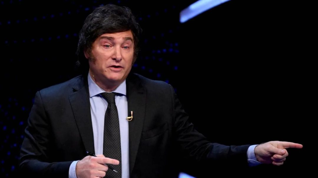 El Presidente viajará a la Antártida por un programa de control de contaminación