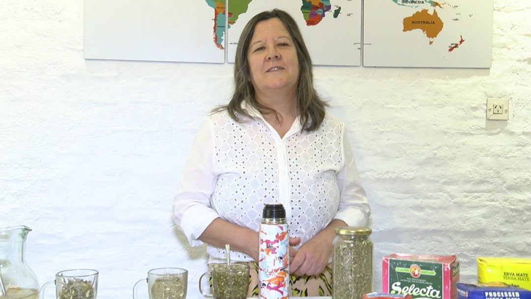 Cómo hacer un buen mate: la explicación de Marta Dehumará, la sommelier de yerba mate