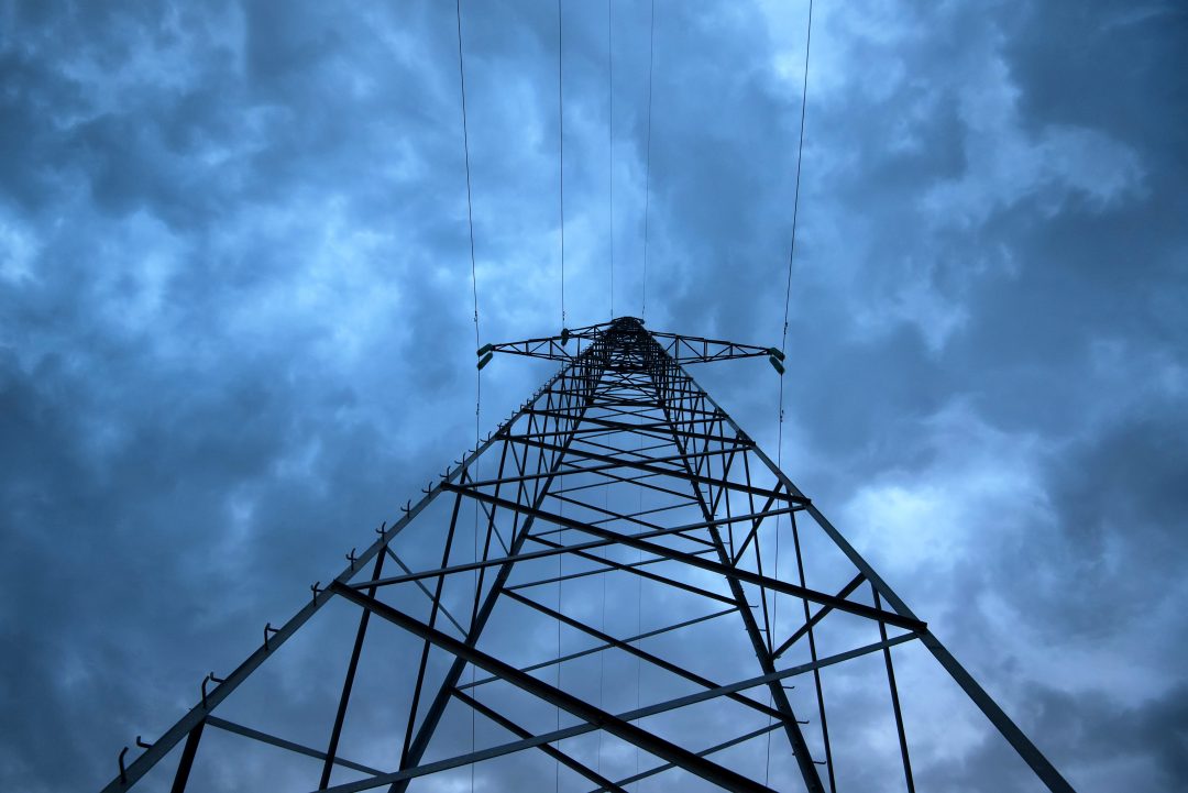 La demanda eléctrica alcanzó un nuevo récord histórico, en medio de la ola de calor