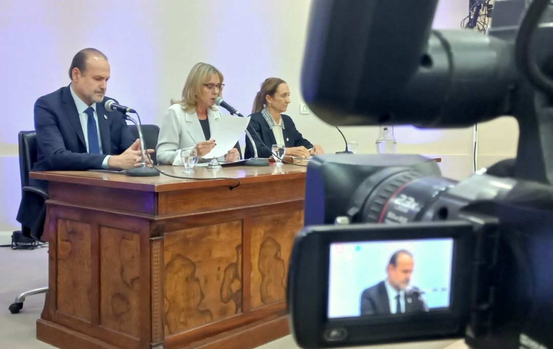 Apertura de sesiones en el HCD. Intendente Susbielles dijo que “Trabajamos en sanear la economía municipal”