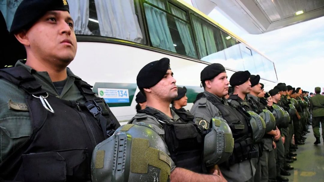 Narcotráfico en Rosario: el Gobierno quiere modificar la ley de Seguridad Interior para potenciar el rol de las Fuerzas Armadas