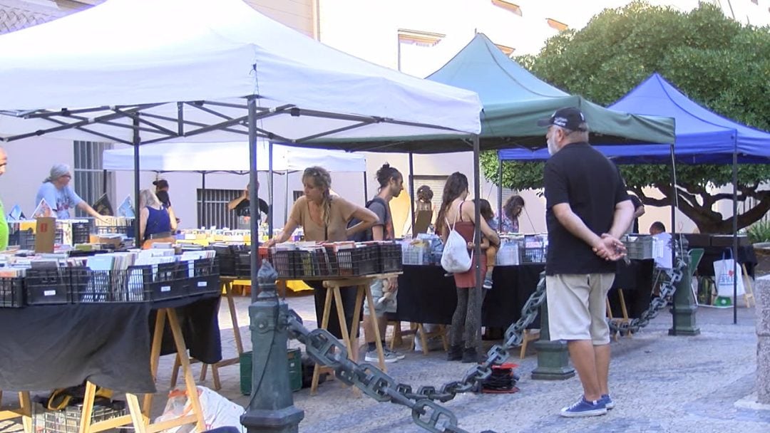 Feria de música y libros: un lugar donde se pueden encontrar “joyitas” de la cultura