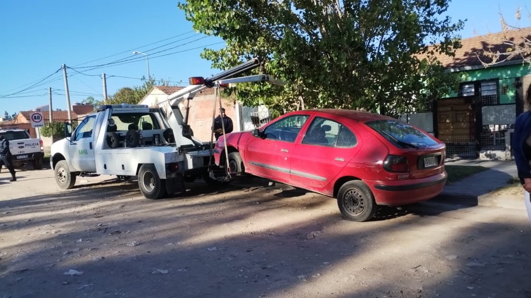 Alcoholizada, chocó e intentó huir pero fue detenida