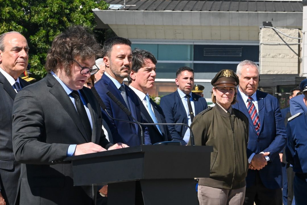 Día de la Armada: viene el ministro Petri, ¿y el presidente Milei?