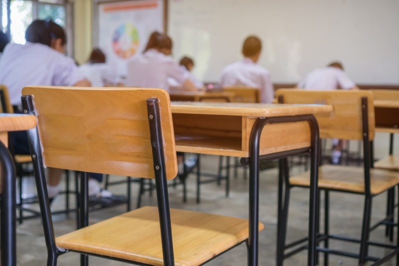 Presentaron un programa para evitar la deserción escolar en Bahía